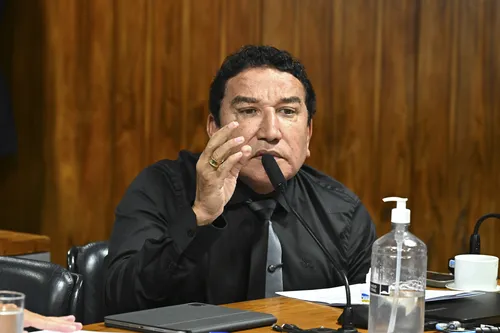 
          Imagem ilustrativa da imagem Magno "escancara" racha na direita capixaba?
          