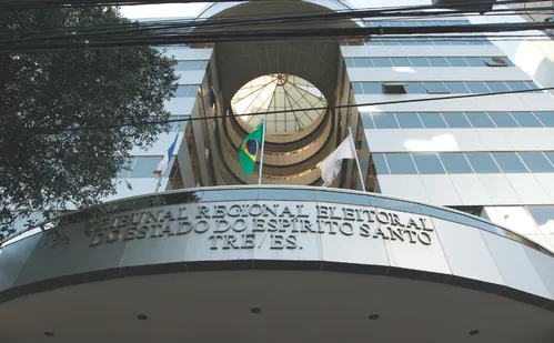 
          Imagem ilustrativa da imagem Mais de 16 mil adolescentes estão aptos a votar no ES este ano
          