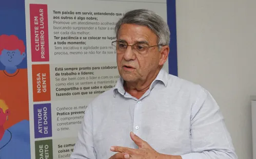 
          Imagem ilustrativa da imagem Mais de 5 mil trabalhadores de rede de supermercados vão ter duas folgas semanais
          