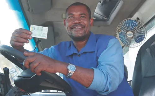 
          Imagem ilustrativa da imagem Mais de 60 mil inscritos para tirar carteira de motorista de graça no ES
          