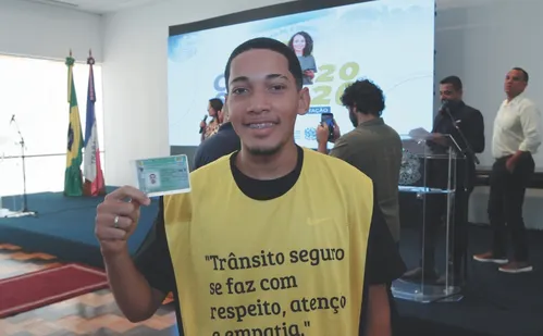 
          Imagem ilustrativa da imagem Mais de 60 mil inscritos para tirar carteira de motorista de graça no ES
          