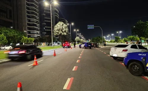 
          Imagem ilustrativa da imagem Mais de 70 motoristas recusam o teste do bafômetro durante blitze em Vitória
          