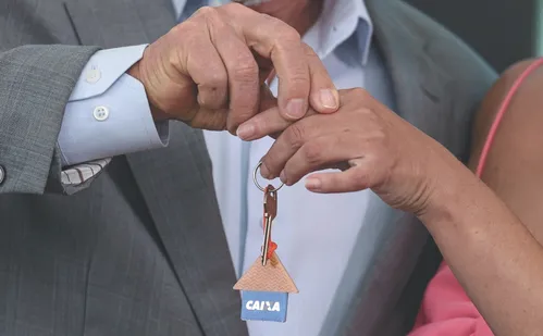 
          Imagem ilustrativa da imagem Mais três mil imóveis do Minha Casa, Minha Vida para a classe média
          