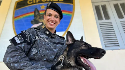 
          Imagem ilustrativa da imagem Major Giselle Campelo assume o comando da CIPCães
          