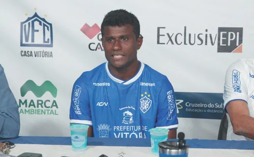 
          Imagem ilustrativa da imagem Maranhão revela clima melhor no Vitória e visa o acesso na Série D
          