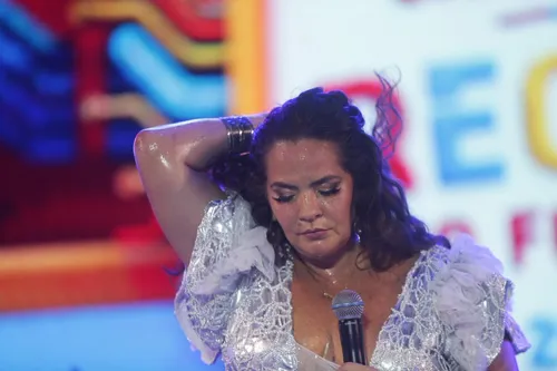 
          Imagem ilustrativa da imagem Mariene de Castro, Sorriso Maroto e Pixote consagram o samba no Marco Zero
          