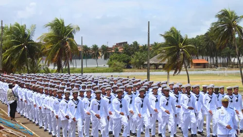 
          Imagem ilustrativa da imagem Marinha prorroga concurso com 850 vagas e garante assistência total a alunos
          