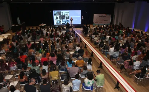 
          Imagem ilustrativa da imagem Meeting Tribuna de Educação vai debater caminhos para escolhas mais conscientes
          
