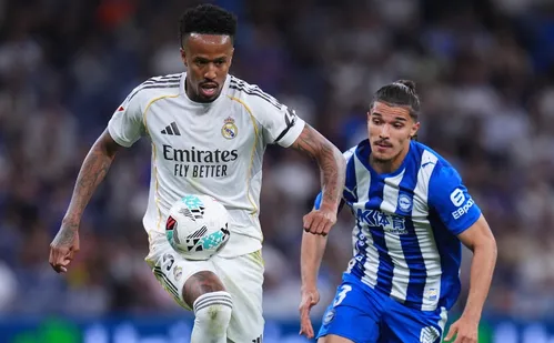 
          Imagem ilustrativa da imagem Éder Militão vai passar por cirurgia e está fora da Copa do Mundo, diz site
          