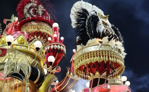 
          Imagem ilustrativa da imagem Mocidade Alegre é a grande campeã do desfile das escolas de samba de SP de 2026
          