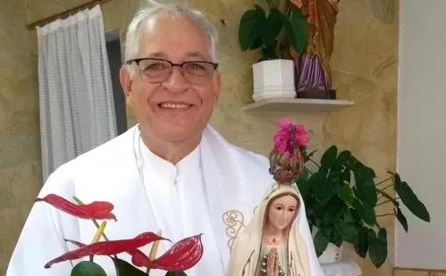 
          Imagem ilustrativa da imagem Morre padre Amarilio Luiz Corradi, vigário da Paróquia São Pedro, em Guarapari
          