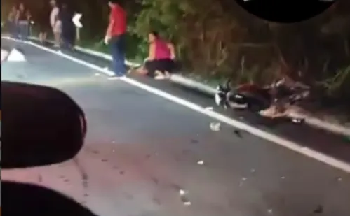 
          Imagem ilustrativa da imagem Motociclista morre em acidente com carro na BR-381 em São Mateus
          