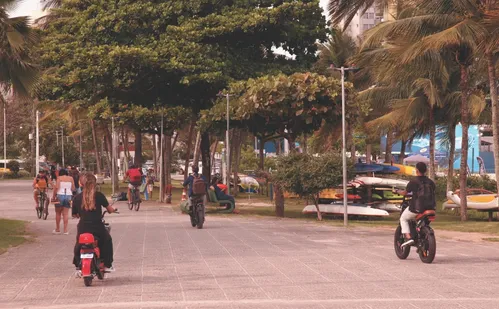 
          Imagem ilustrativa da imagem Motos elétricas barradas na ciclovia da Terceira Ponte
          