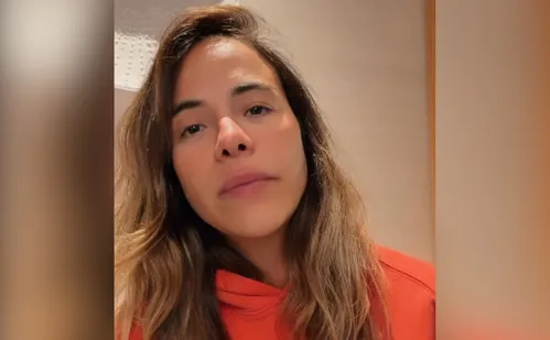 
          Imagem ilustrativa da imagem "Muito frustrante", diz Miá Mello após ficar presa no Catar devido a bombardeios
          