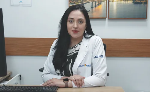 
          Imagem ilustrativa da imagem Neoplasia na cervical: médicos explicam doença do narrador Luis Roberto
          