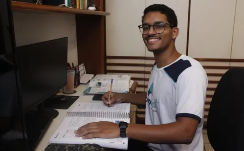 
          Imagem ilustrativa da imagem Nova regra faz mais de  2 mil vagas sobrarem na Ufes
          