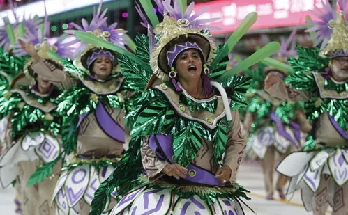 
          Imagem ilustrativa da imagem Novo Império celebra espiritualidade e ancestralidade com enredo "Aruanayê"
          