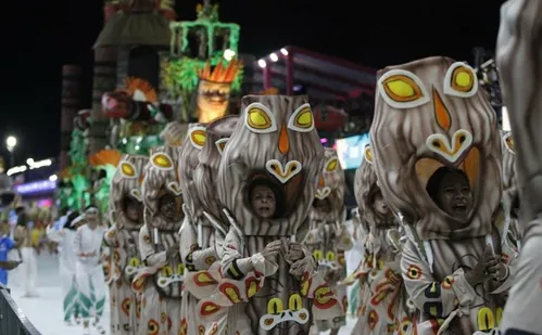 
          Imagem ilustrativa da imagem Novo Império celebra espiritualidade e ancestralidade com enredo "Aruanayê"
          