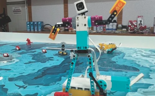 
          Imagem ilustrativa da imagem Novos laboratórios e mais escolas de tempo integral na volta às aulas em Vitória
          