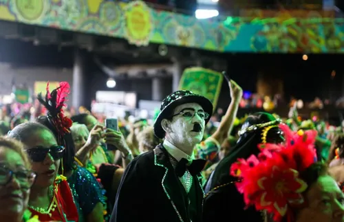 
          Imagem ilustrativa da imagem O frevo não tem idade: Classic Hall recebe o 23º Baile Municipal da Pessoa Idosa
          