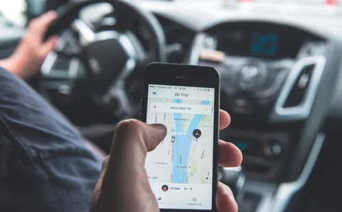 
          Imagem ilustrativa da imagem O que pode mudar para motoristas e entregas por aplicativo com nova lei
          