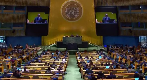 
          Imagem ilustrativa da imagem ONU declara tráfico de escravizados o crime mais grave contra a humanidade e pede reparações
          