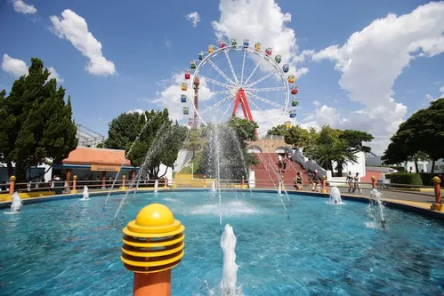 
          Imagem ilustrativa da imagem Onde é feriado em 2 de abril? Veja lista de cidades do Brasil que celebram a data
          