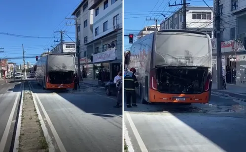 
          Imagem ilustrativa da imagem Ônibus pega fogo em rua movimentada de Guarapari
          