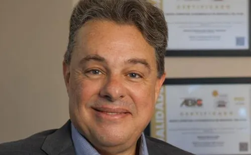 
          Imagem ilustrativa da imagem Os anônimos que nos salvam
          