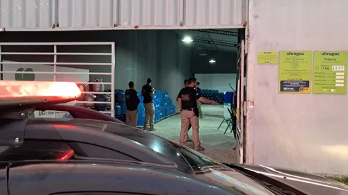 
          Imagem ilustrativa da imagem PCPE deflagra operações "Mantus" e "Draft" contra crimes financeiros
          