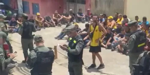 
          Imagem ilustrativa da imagem PM reforça policiamento e detém 68 pessoas antes do Clássico das Multidões
          