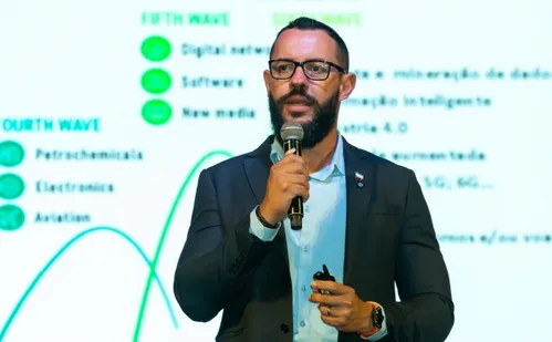 
          Imagem ilustrativa da imagem Pablo Lira deixa Instituto Jones para disputar eleição
          