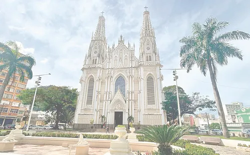 
          Imagem ilustrativa da imagem Parques, praias e teatros: lugares para desacelerar da rotina na Grande Vitória
          