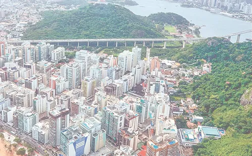 
          Imagem ilustrativa da imagem Parques, praias e teatros: lugares para desacelerar da rotina na Grande Vitória
          