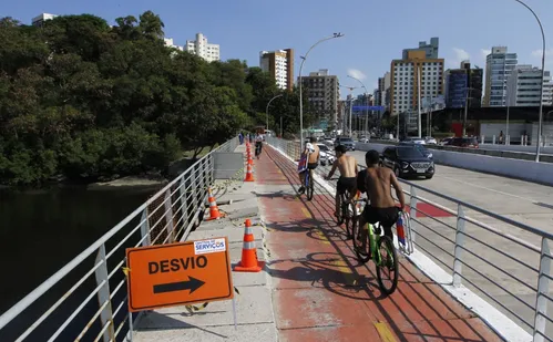 
          Imagem ilustrativa da imagem Passarela e ciclovia da Ponte de Camburi serão interditadas; veja mudanças
          
