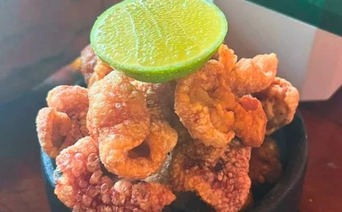 
          Imagem ilustrativa da imagem Pastéis gourmet e drinques exóticos: as novas delícias na Rota da Ferradura
          