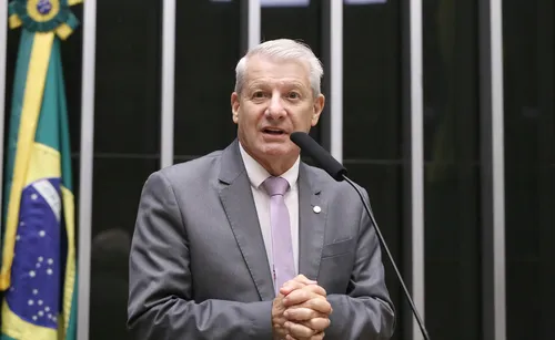 
          Imagem ilustrativa da imagem Paulo Folletto seguirá no PSB
          