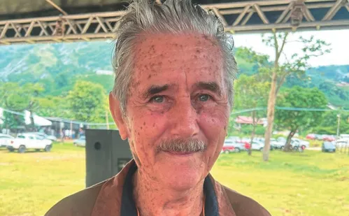 
          Imagem ilustrativa da imagem Pavimentação de rodovia fortalece agricultura e muda realidade em Itarana
          