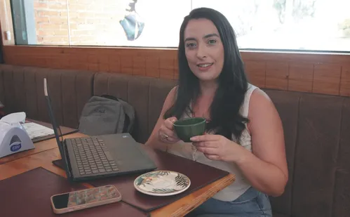 
          Imagem ilustrativa da imagem Pesquisa revela que 40% dos brasileiros se sentem sozinhos
          