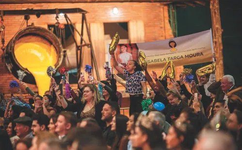 
          Imagem ilustrativa da imagem Polenta, caipirinha e torta gigantes: cidades seguem em busca de novos recordes
          