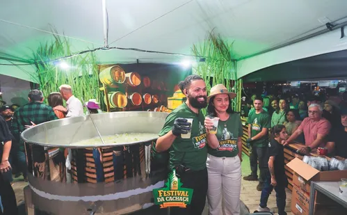 
          Imagem ilustrativa da imagem Polenta, caipirinha e torta gigantes: cidades seguem em busca de novos recordes
          