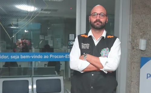 
          Imagem ilustrativa da imagem Polícia Federal e Procon fazem operação contra preços abusivos em postos do ES
          