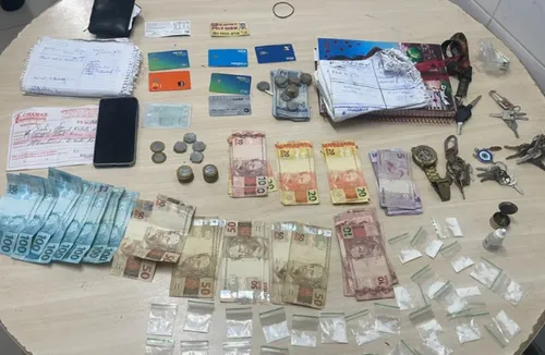 
          Imagem ilustrativa da imagem Polícia interrompe exploração sexual de adolescentes e prende mulher em Jaboatão
          