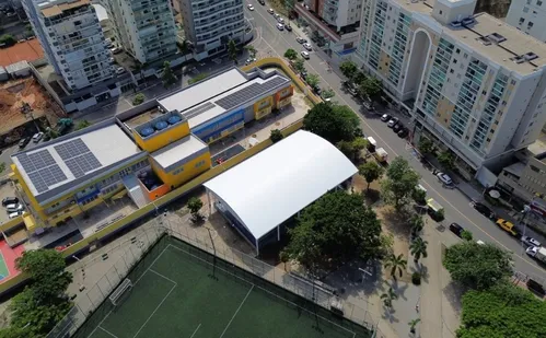 
          Imagem ilustrativa da imagem Praça de Jardim Camburi reúne mais de 180 crianças no 'Esporte por Vitória'
          