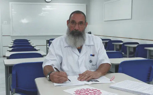 
          Imagem ilustrativa da imagem Professores explicam as mudanças na correção da Redação do Enem
          