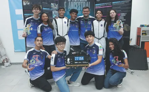 
          Imagem ilustrativa da imagem Projetos de alunos capixabas vão participar de competições em Singapura e EUA
          