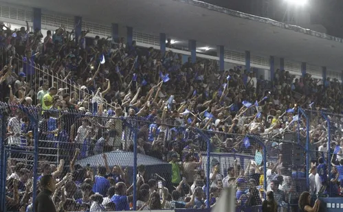 
          Imagem ilustrativa da imagem Promessa de "casa cheia" nas semifinais do Capixabão 2026
          