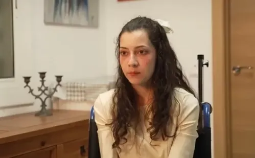 
          Imagem ilustrativa da imagem Quem é Noelia Castillo, jovem de 25 anos que obteve direito à eutanásia
          