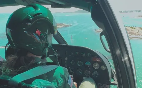 
          Imagem ilustrativa da imagem Quem são as mulheres no comando dos helicópteros no Espírito Santo
          