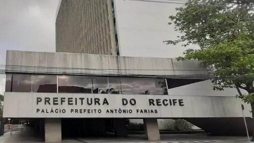 
          Imagem ilustrativa da imagem Recife disponibiliza mais de 1.200 vagas gratuitas de estacionamento no Carnaval
          